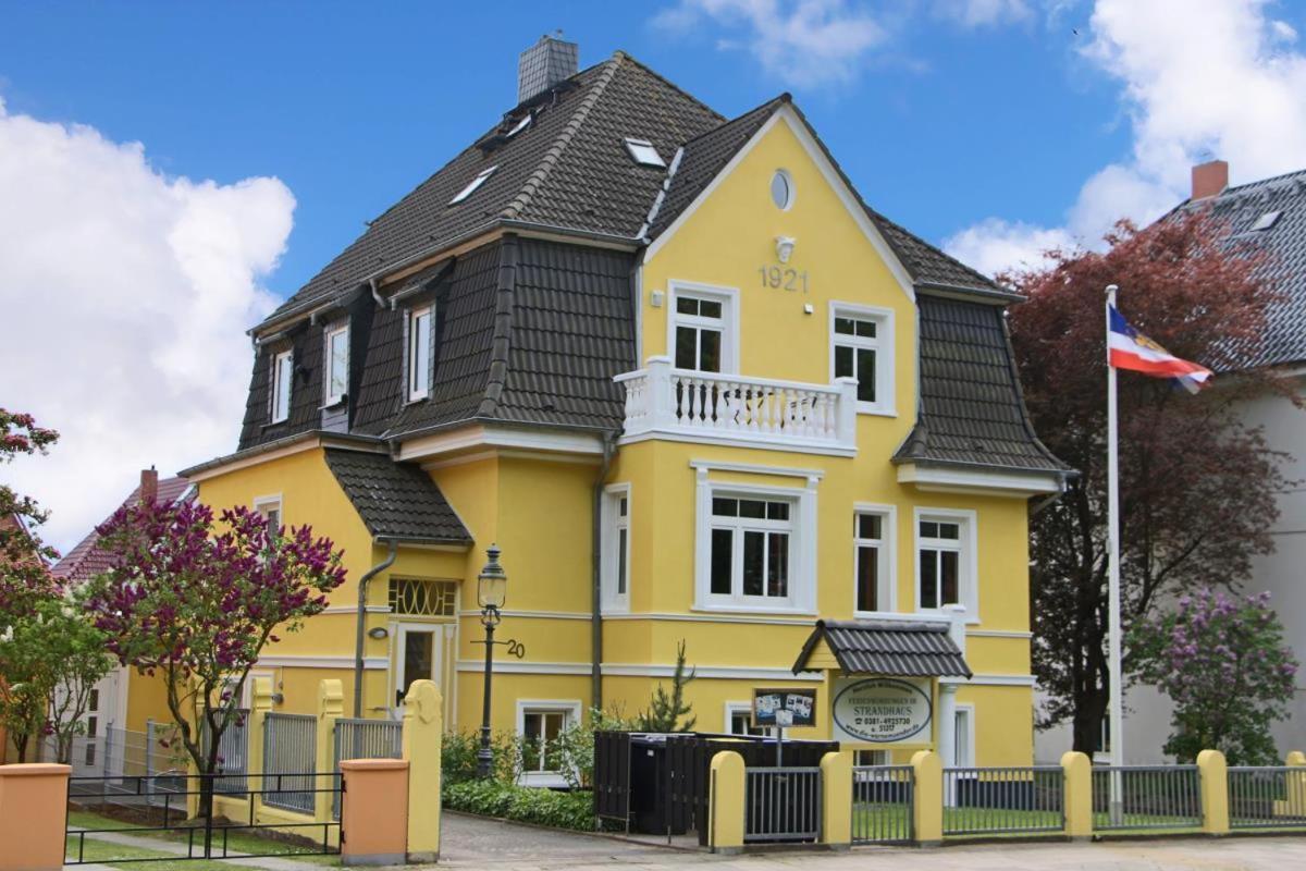 Strandhaus/Strandburg Rostock Ngoại thất bức ảnh